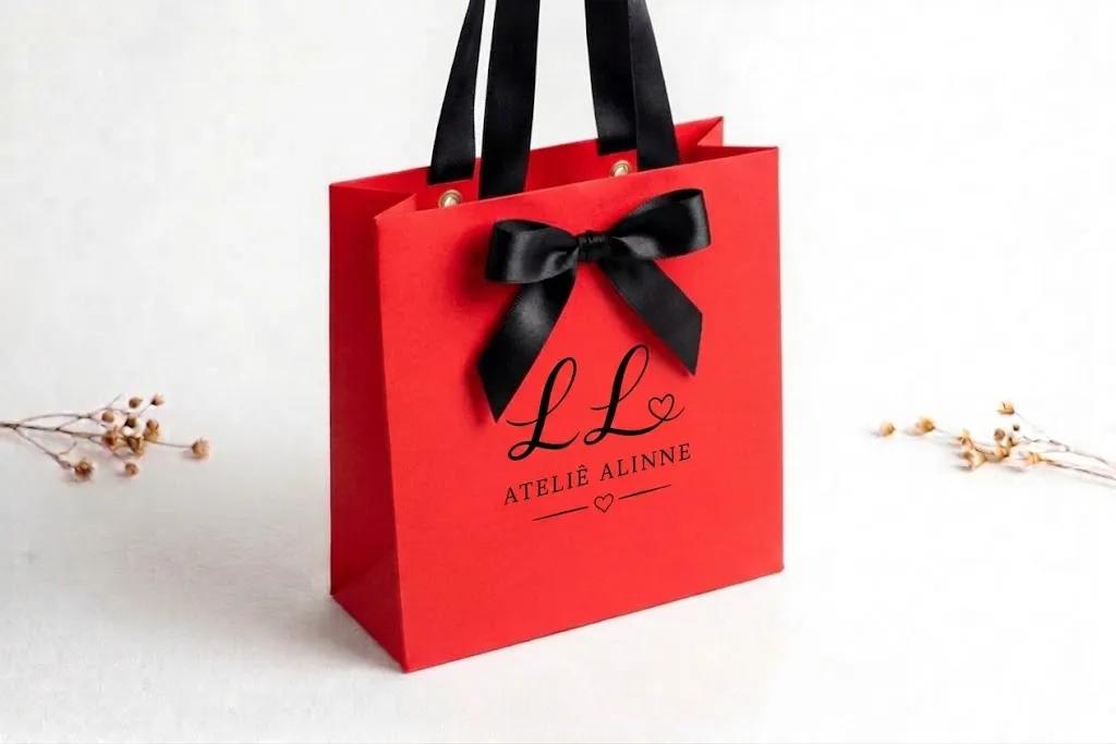 Sacola de Papel Colorida Personalizada – Impressão Padrão - Variação 3